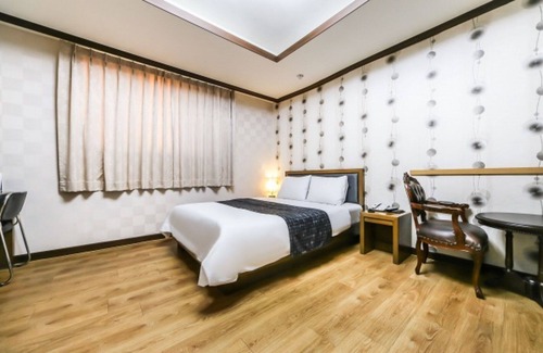 Gumi Hotel | Gumi Modern Business Hotel