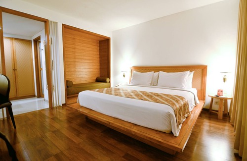Pasteur Hotel | Gumilang Regency Hotel By Gumilang Hospitality