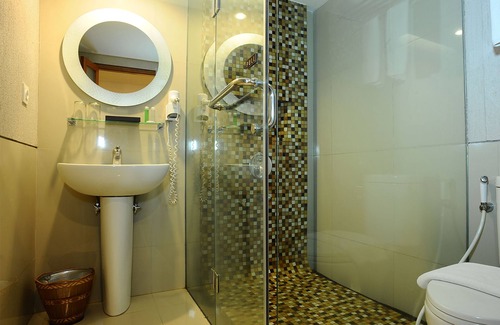 Pasteur Hotel | Gumilang Regency Hotel By Gumilang Hospitality