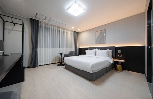 Gunsan Cama Y Desayuno | Gunsan Hound Hotel