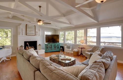 Groveoak Casa | Guntersville Lake Access Scottsboro Home