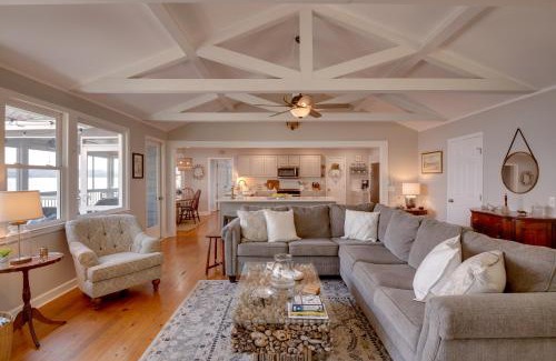 Groveoak Casa | Guntersville Lake Access Scottsboro Home