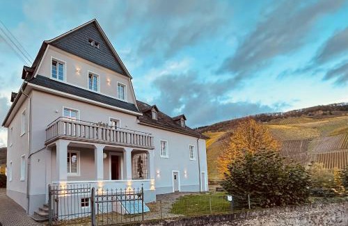 Losnich Apartamento | Gut Försterlay - Exklusive Boutique Apartments im historischen Winzerhaus direkt an der Mosel