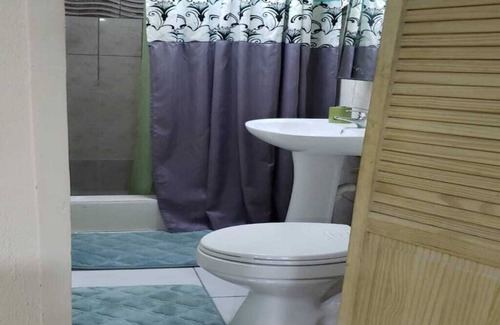 Georgetown Apartamento | Guyana Vacation Rentals - Georgetown Apt 2