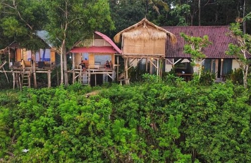 Batukandik Casa | Guyangan Waterfall Nusa Penida