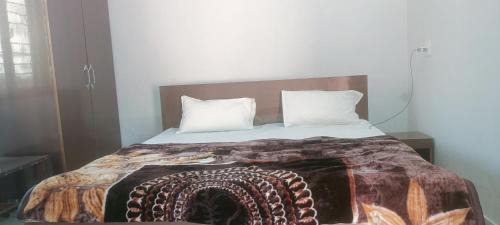 Lansdowne Casa | Guythyaar Home Stay