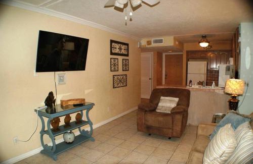 South Padre Island Apartamento | GV110 LUXURIOUS CONDO 3 min walk to beach, next Beach Park Isla Blanca