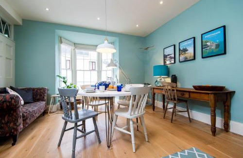 Laugharne Casa | Gwalia House