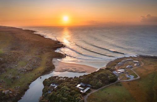 Ngquza Hill Cabina | GweGwe Beach Lodge