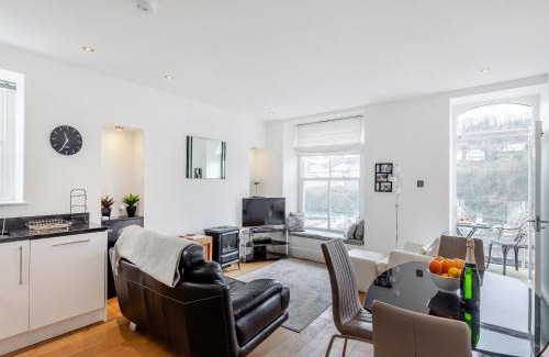 Looe Apartamento | Gwendrock Diw