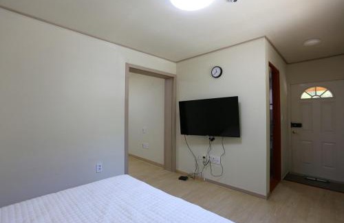 Gyeongju Casa | Gyeongju Healing House Pension