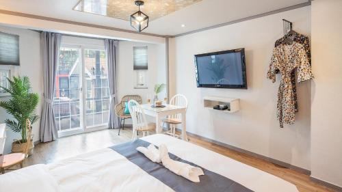 Gyeongju Casa | Gyeongju Papaya Aegyeondongban Pension