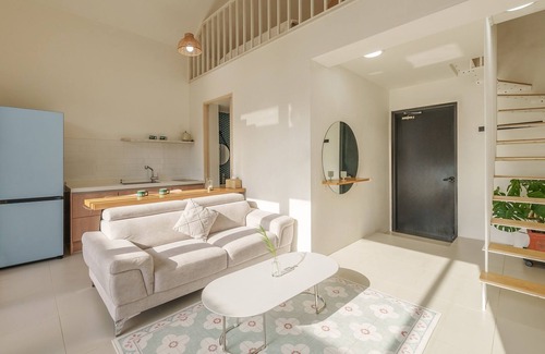 Gyeongju Casa | Gyeongju Rose Breeze Pool Villa Pension