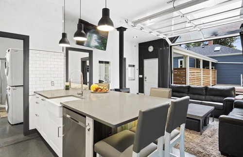 Barths Casa | Listado nuevo con descuento: The Oldshop Carriage House, patio privado, Denver.