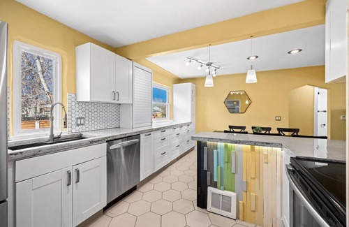 Barths Casa | Listado nuevo con descuento: The Oldshop Carriage House, patio privado, Denver.