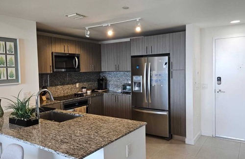 Doral Apartamento | GYM, WiFi, Pool, private parking, wifi, restaurants, night places, supermarkets