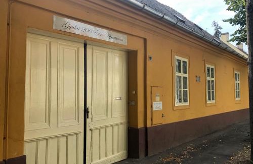 Gyula Apartamento | Gyulai 200 Éves Apartman