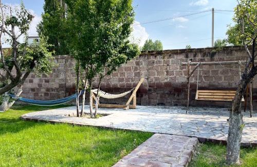 Gusanagyugh Casa | Gyumri House