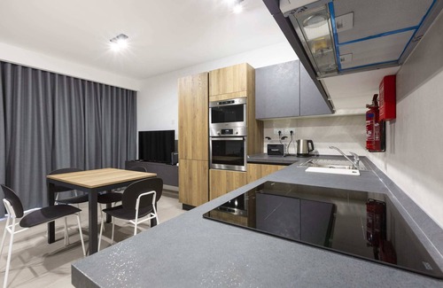 Gzira Apartamento | Gzira Suite 13-hosted by Sweetstay