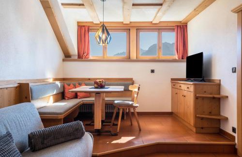 Villabassa Apartamento | Häuslerhof App Larix