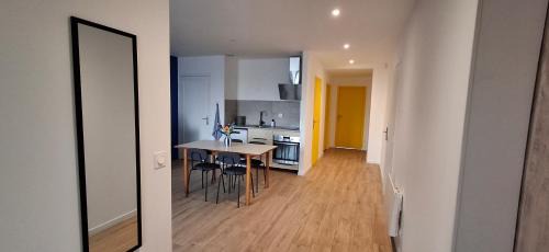 Vailly-sur-Aisne Apartamento | Hébergement 5 personnes- Centre village