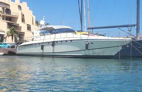 Port Cogolin Alquiler De Eote | Hébergement Yacht
