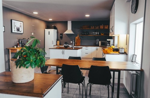 Siglufjorður Cabina | Hóll Adventure House - Perfect for groups!
