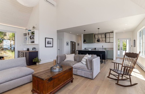 Saint-Joseph-de-la-Rive Casa | Hôtel à la maison - La Fascine