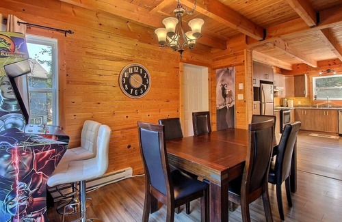 Shannon Chalet De Esquí | Hôtel à la maison - Chalet de la Faune avec spa