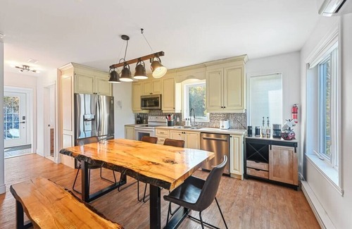 Saint Come Chalet De Esquí | Hôtel à la maison - Le Polaire au bord de l'eau