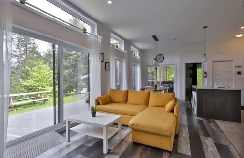 Chertsey Casa | Hôtel à la maison - Le Loup, spa et lac