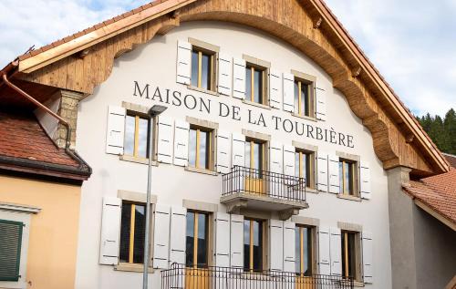 Les Ponts-de-Martel Hotel | Hôtel de la Maison de la Tourbière