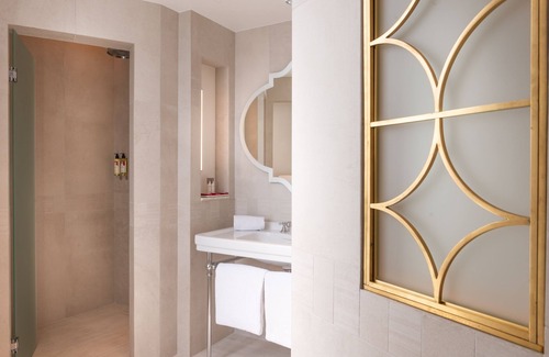 Faubourg-du-Roule Hotel | Hôtel de Montesquieu