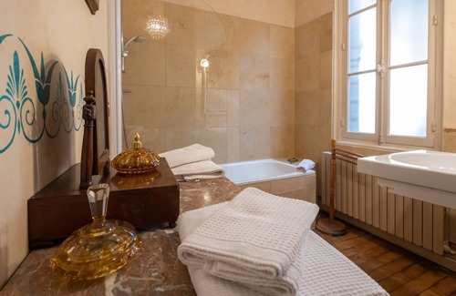 Bourges Casa | Hôtel de Panette - Chambres historiques