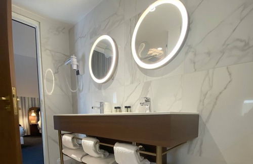 Jossigny Hotel | Hob Le Cheval Blanc Paris Marne La Vallée