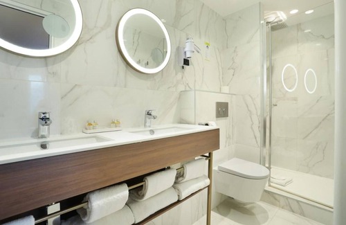 Jossigny Hotel | Hob Le Cheval Blanc Paris Marne La Vallée