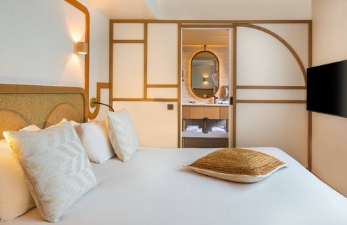 8th Arrondissement Hotel | Hôtel Le Monna Lisa by Inwood Hotels
