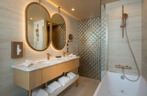 8th Arrondissement Hotel | Hôtel Le Monna Lisa by Inwood Hotels