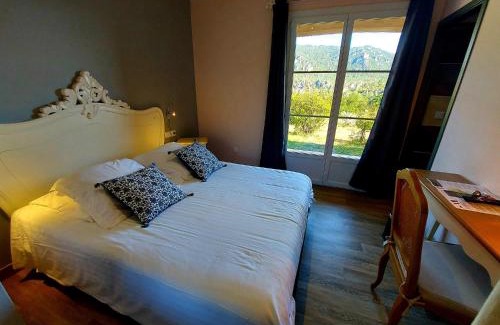 Moureze Hotel | Hôtel Les Hauts de Mourèze
