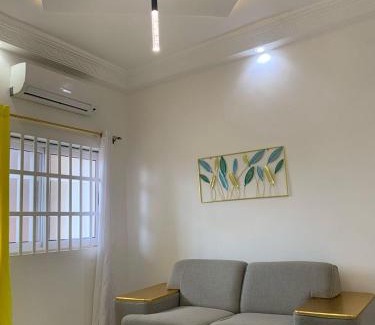 Porto-Novo Apartamento | Hôtel Okpèyèmi Guest house