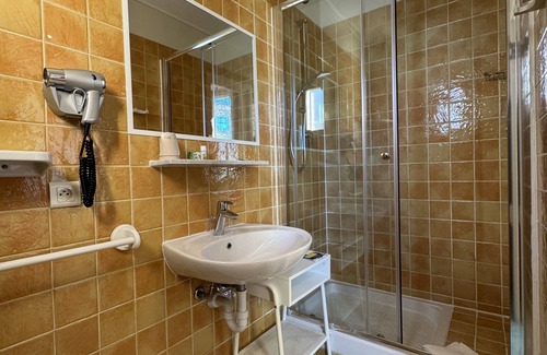 Menton Hotel | Hôtel Pavillon Impérial