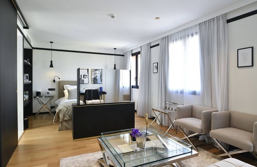 Saint-Raphael Hotel | Hôtel Restaurant Le Touring