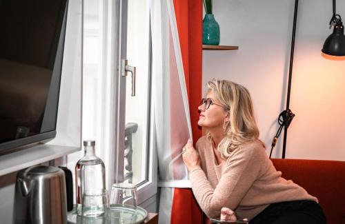 Saint-Victor Hotel | Hôtel Vendome Saint-Germain
