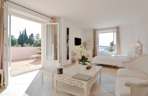 Sainte-Maxime - Saint-Tropez Hotel | Hôtel Villa Les Rosiers