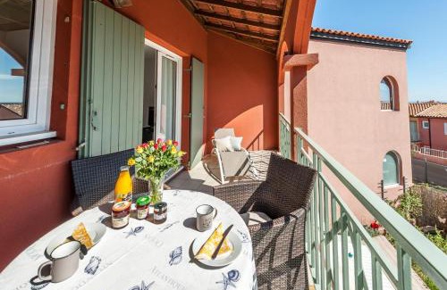 Theoule-sur-Mer Apartamento | Hübsch eingerichtetes Apartment Miramar mit großem Balkon, Pool, fussläufig zum Strand