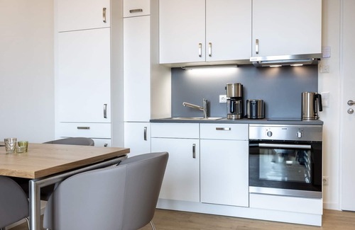 Wismar Apartamento | Hübsches Apartment mit Balkon, Hafenblick und Saunanutzung in Erstklassiger Lage
