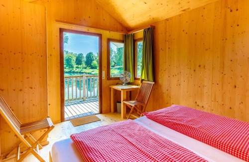 Au an der Donau Alquiler De RV | Hütte Wassermann mit Terrasse und Gemeinschaftsbad - Camping & Pension Au an der Donau