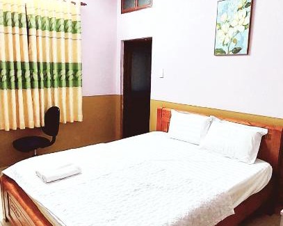 District 10 Hotel | Hương Quỳnh Hotel