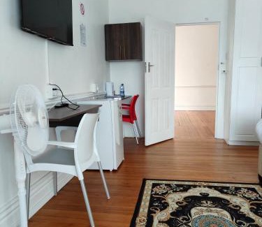 Selborne Casa | H cottages