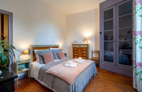 Surgeres Cama Y Desayuno | H de Surgères